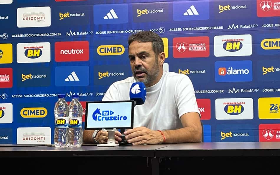 Artur Jorge revela conversa com Pedrinho e reflete sobre elenco do Cruzeiro