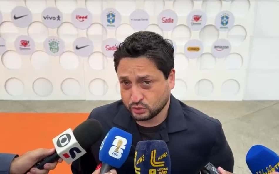 Arthur Elias comenta comparação entre Marta e Neymar durante convocação do Brasil