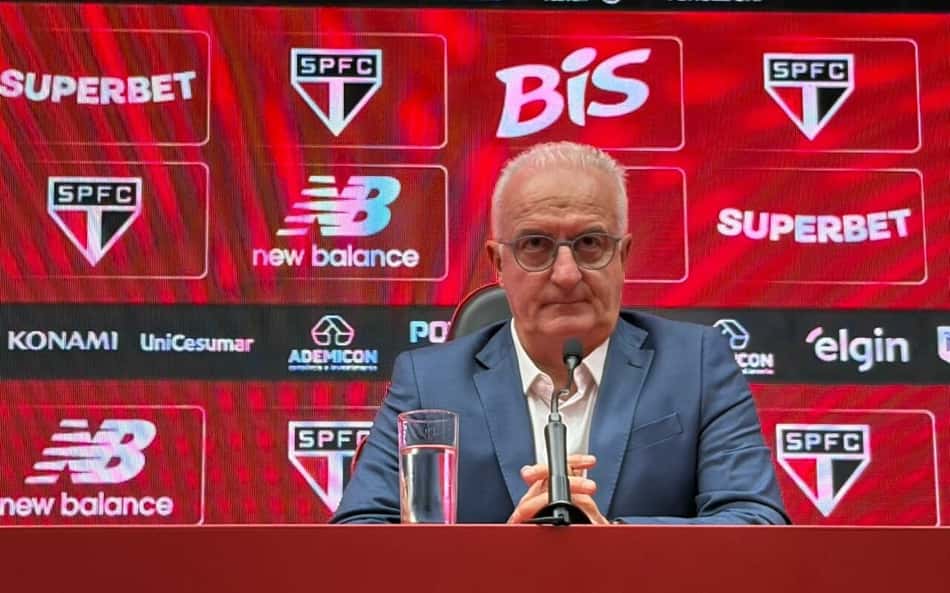 Dorival Júnior explica tempo de contrato no São Paulo e fala sobre busca por reforços