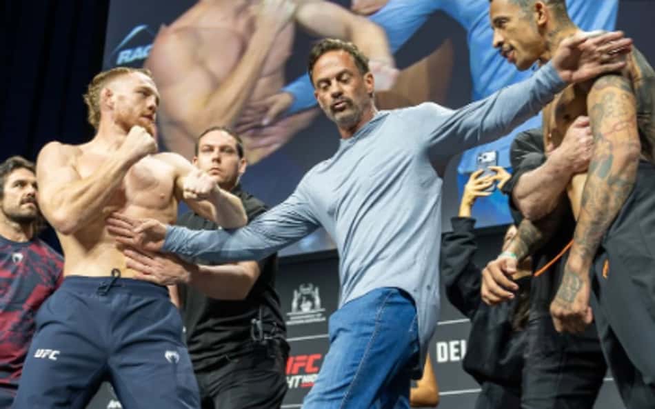 Carlos Prates e Jack Della Maddalena em encarada antes de UFC Perth (Foto: Reprodução/Instagram/UFC)