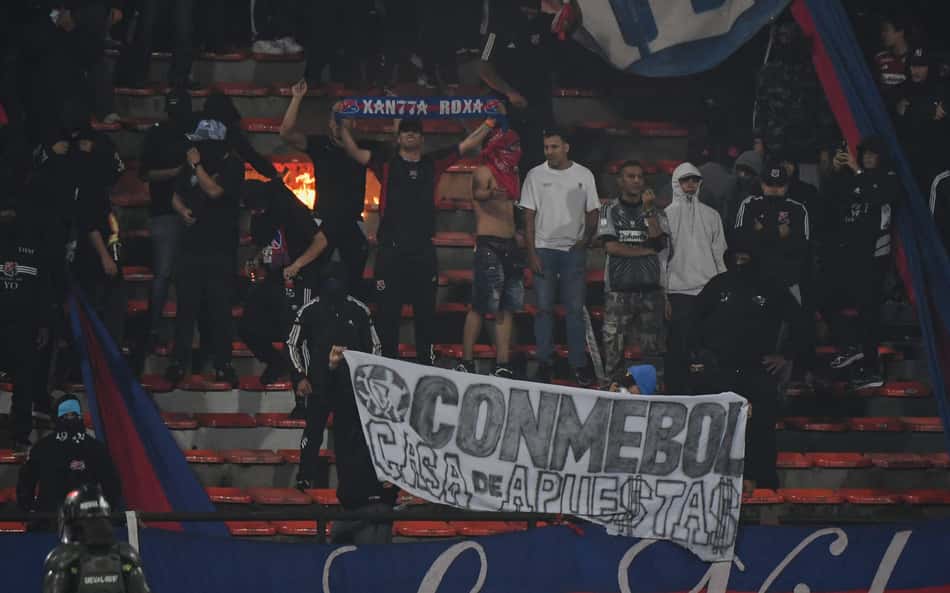 W.O.? Entenda prováveis punições ao Independiente Medellín por confusão contra o Flamengo