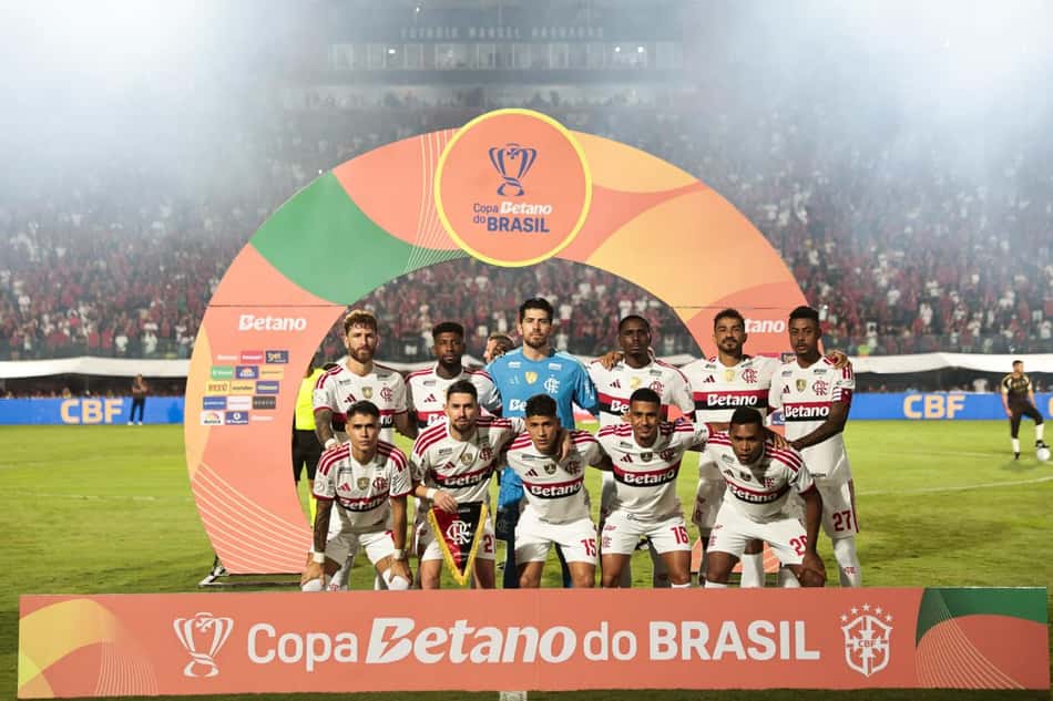 Jogadores do Flamengo contra o Vitória (Foto: Gilvan de Souza/Flamengo)