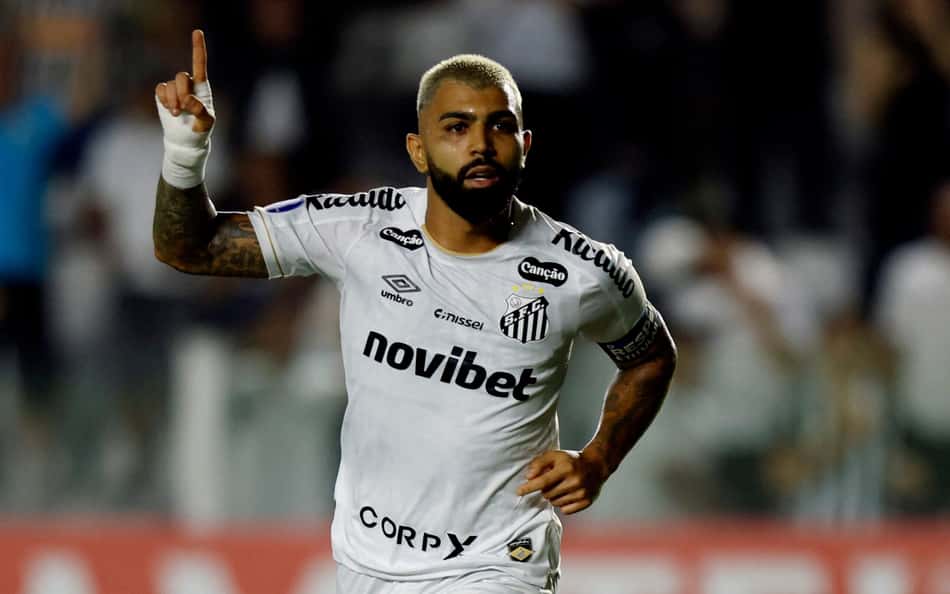 Gabigol comemora seu gol no jogo do Santos contra o Deportivo Cuenca pela Sul-Americana