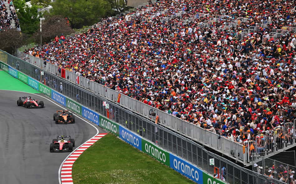 Lewis Hamilton, Oscar Piastri e Charles Leclerc em ação no GP do Canadá pela F1 2026 (Foto: Minas Panagiotakis/Getty Images/AFP)