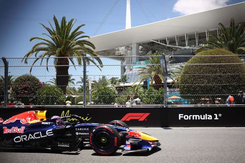 Max Verstappen no GP de Miami pela F1 2026 (Foto: CHARLY TRIBALLEAU / AFP)