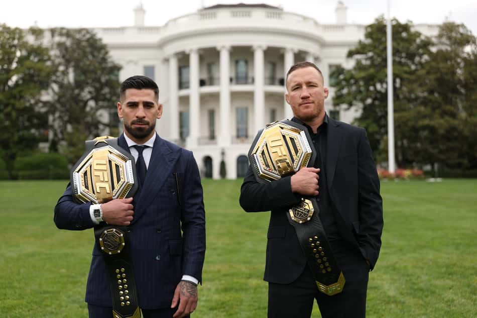 Ilia Topuria e Justin Gaethje em encarada para o UFC Casa Branca (Foto: Reprodução/X/UFC)