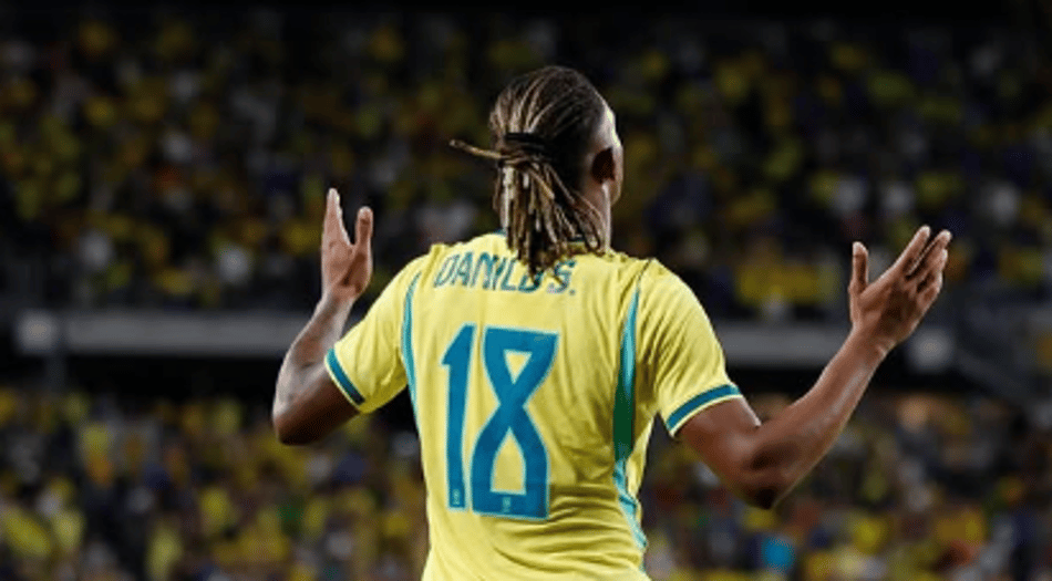 Danilo, do Botafogo, vai disputar a Copa do Mundo pela Seleção Brasileira (Foto: Reprodução)