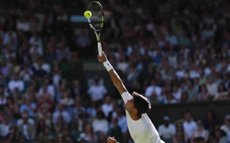 Alcaraz, lesionado, desiste de jogar em Wimbledon