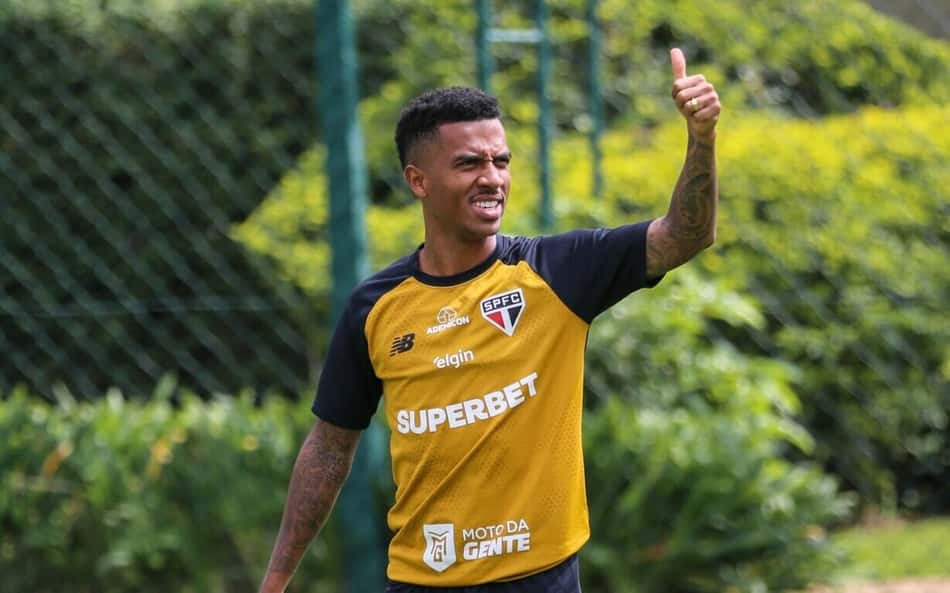 São Paulo tem avanço com Marcos Antonio em reapresentação do elenco