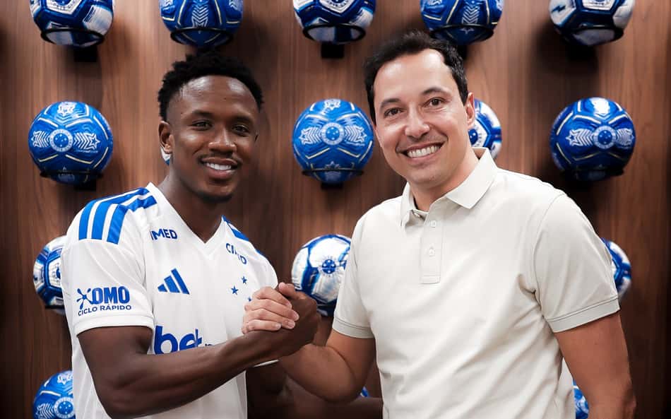 Cruzeiro acerta permanência de Luis Sinisterra