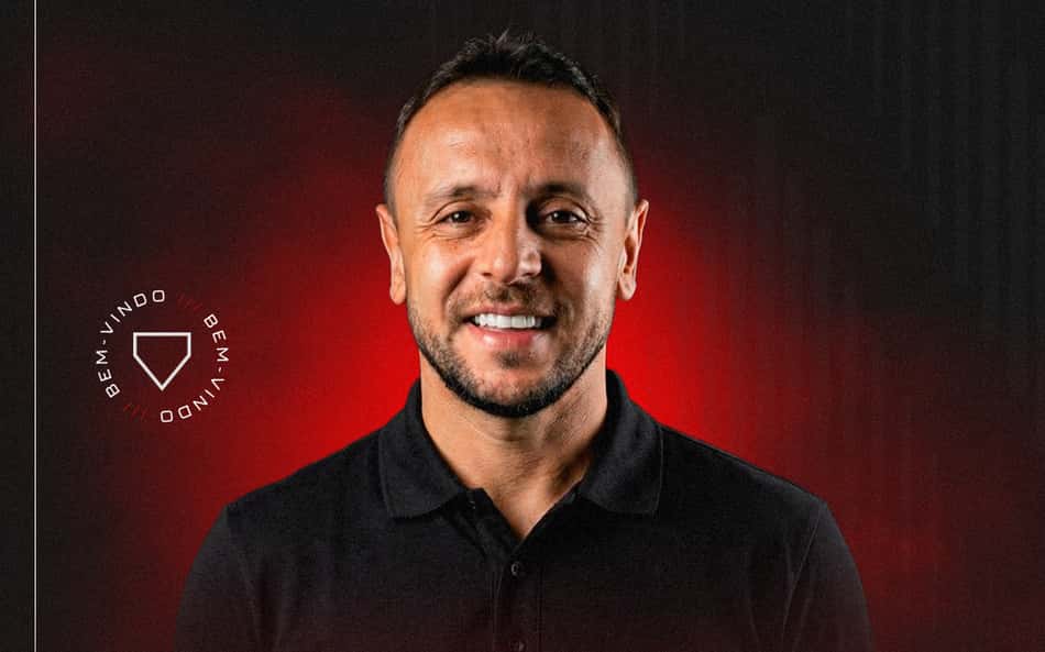 Rafinha foi anunciado pelo São Paulo (Foto: Divulgação)