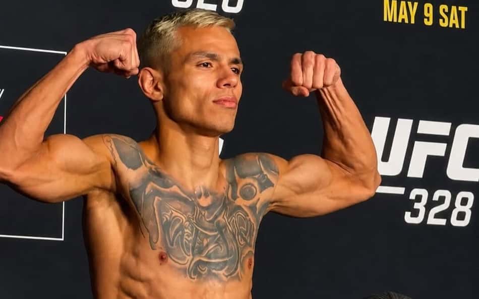 Jose Ochoa em pesagem para UFC 328 (Foto: Reprodução/Instagram)