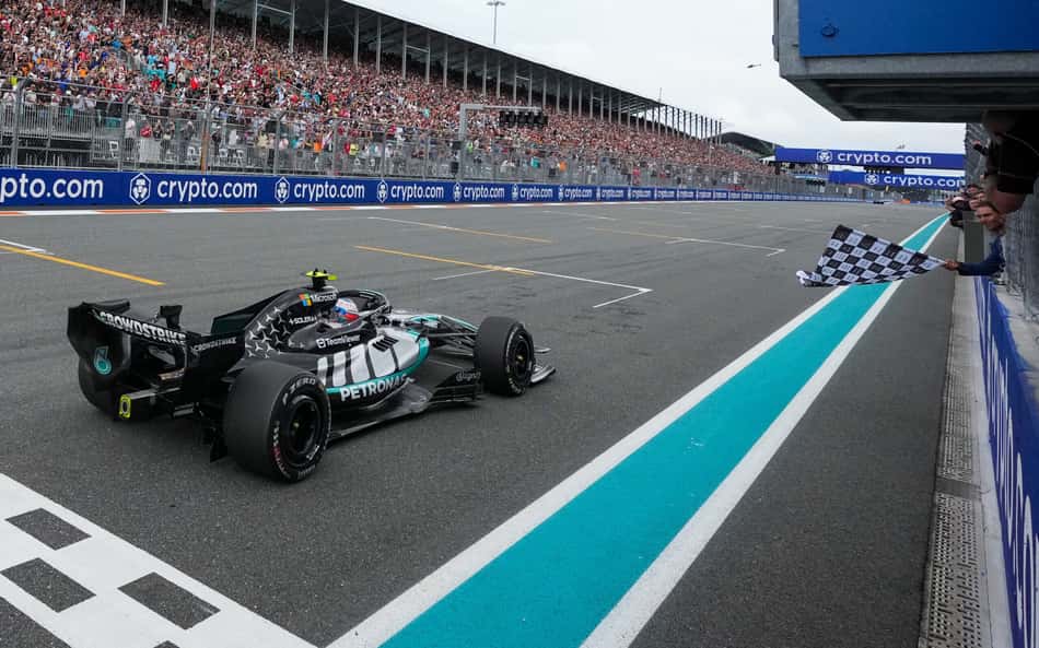 Kimi Antonelli vence GP de Miami e quebra 'maldição' na F1