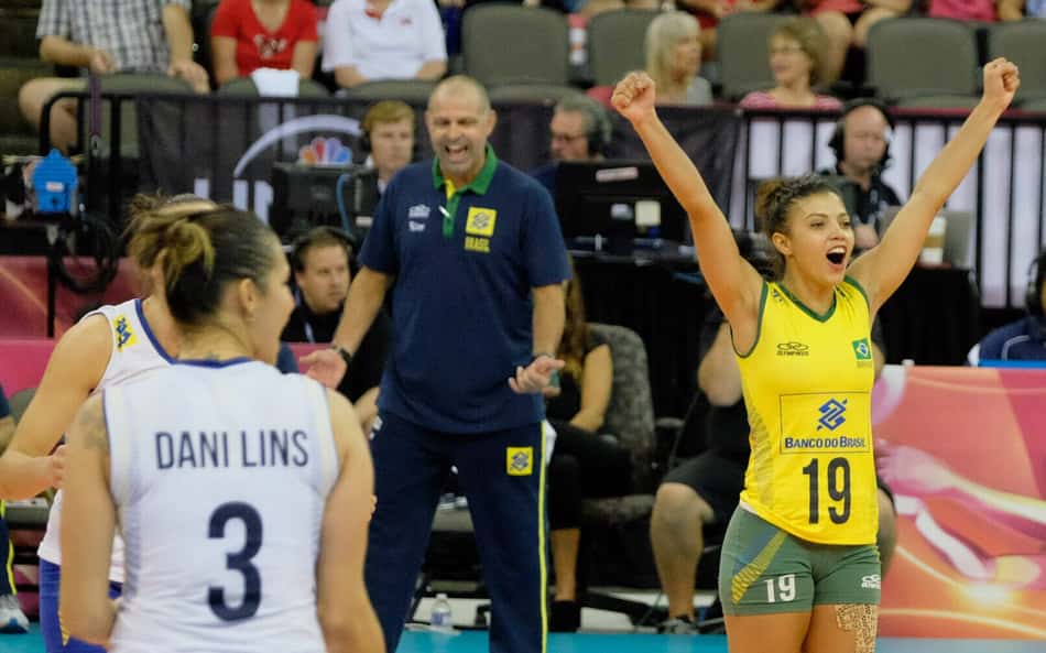 Fabi, Adenízia e mais: estrelas do vôlei reagem à aposentadoria de ex-Seleção