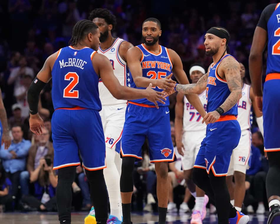 New York Knicks em vitória sobre o Philadelphia 76ers nos playoffs da NBA (Foto: Jesse D. Garrabrant/NBAE via Getty Images/AFP)