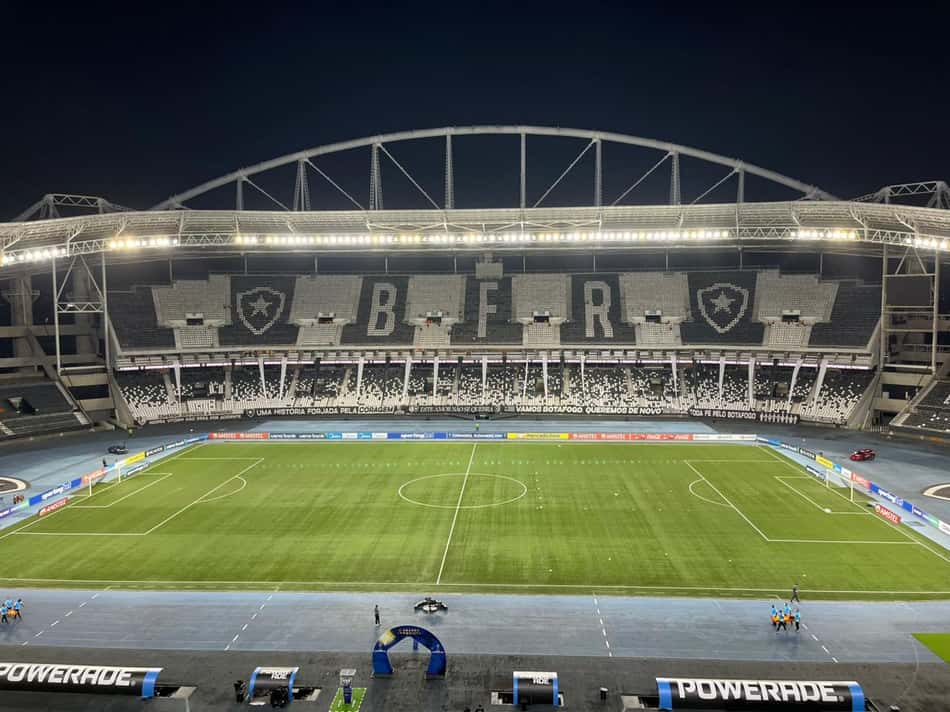 Nilton Santos recebe Botafogo x Racing