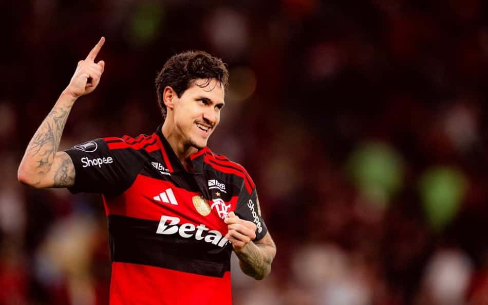 Fora da Copa, gigante no Flamengo: Pedro transforma frustração em protagonismo e reabre debate sobre ausência