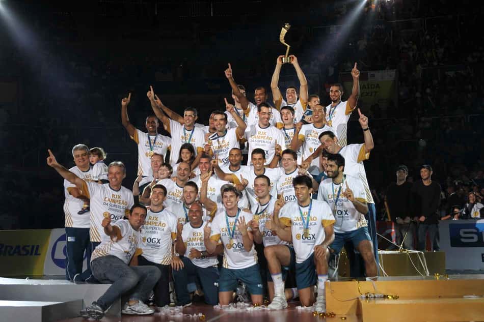 Elenco do RJX campeão da Superliga Masculina 2012/2013 (Foto: Reprodução)