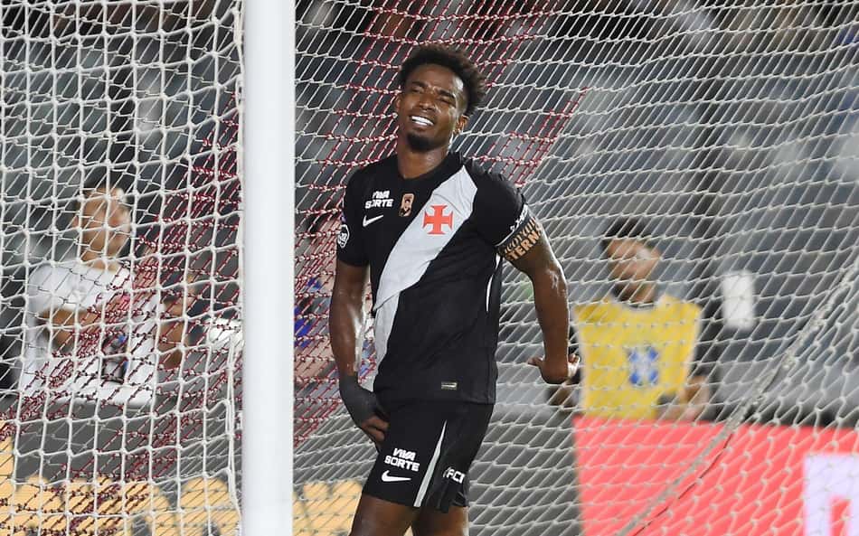 Thiago Mendes detona atuação do Vasco em derrota: 'Vergonhoso'