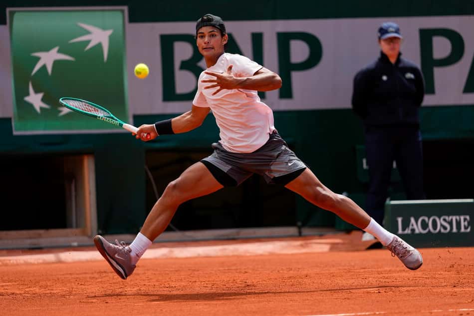 Guto Miguel na vitória na final juvenil de Roland Garros (Foto: FFT)