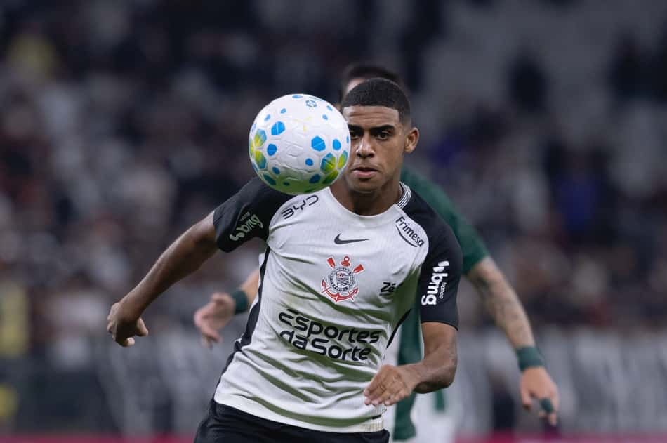 Gui Negão busca recuperar espaço no Corinthians (Foto: Ettore Chiereguini/AGIF/Folhapress)