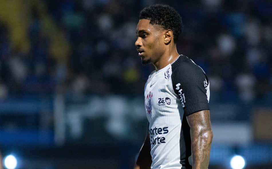 Vitinho está em baixa no Corinthians (Foto: Thiago Vasconcelos Dos Santos/AGIF/Folhapress)
