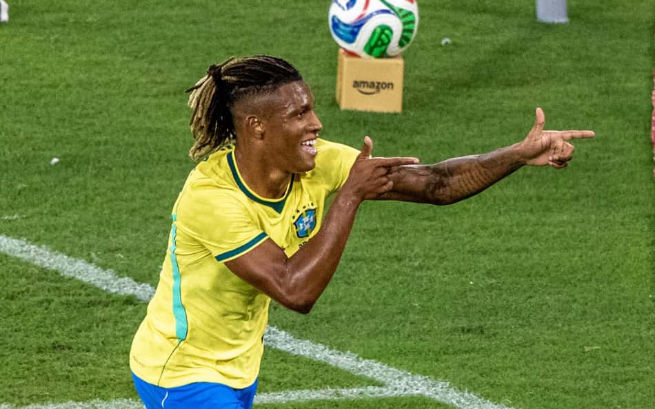 Textor detona postura de Danilo no Botafogo e admite: 'Ele vai acabar no Palmeiras'
