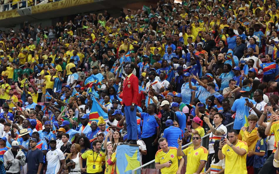 Torcedor símbolo da RD Congo tem visto negado e deve ser ausência em jogo decisivo da Copa