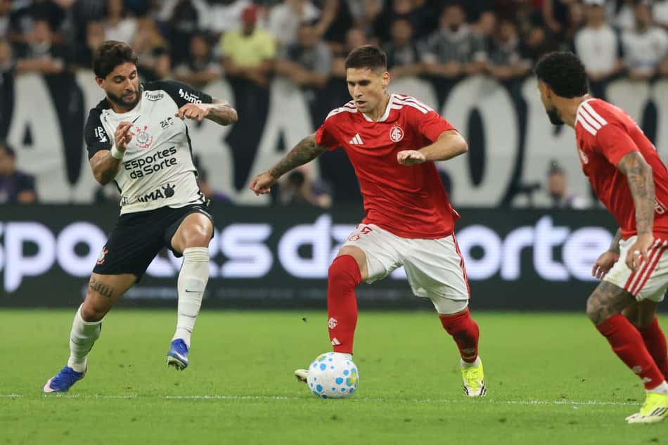 Corinthians enfrenta o Internacional pela Copa do Brasil (Foto: Ricardo Duarte/Internacional)