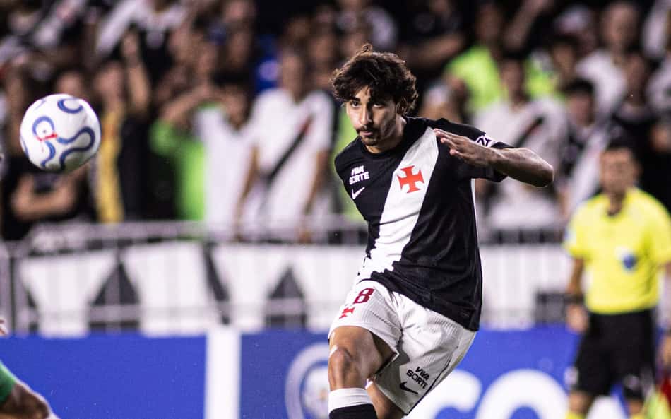 JP na primeira partida entre Vasco e Audax Italiano (Foto: Matheus Lima/Vasco)