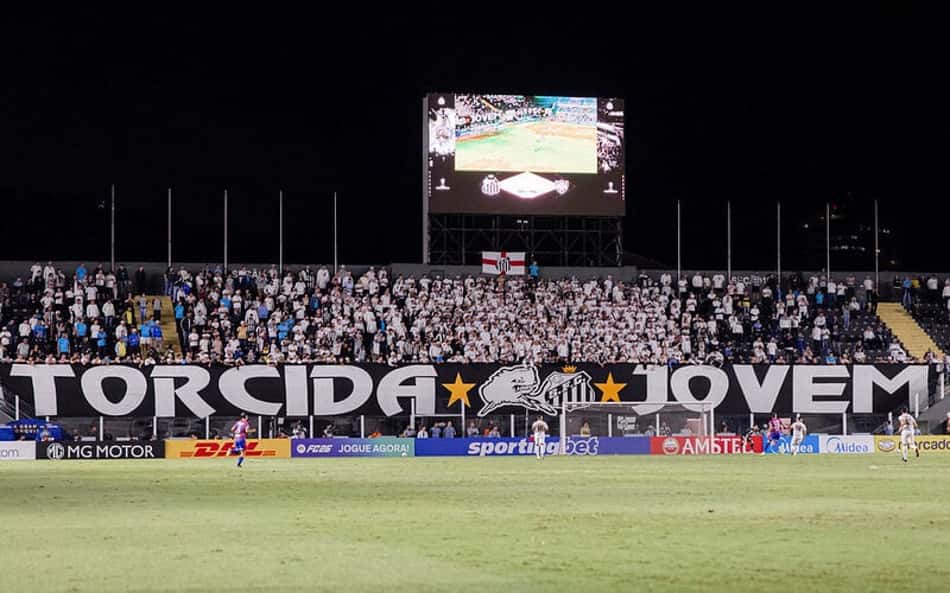 Santos projeta mudanças na Vila Belmiro e busca aumentar capacidade do estádio