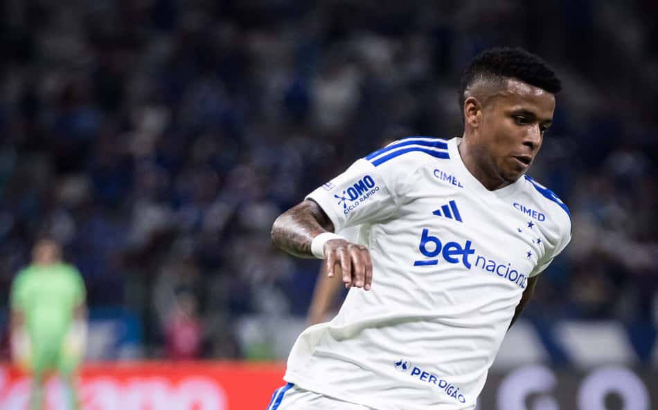 Atacante do Cruzeiro desabafa após ficar fora de convocação para a Copa do Mundo