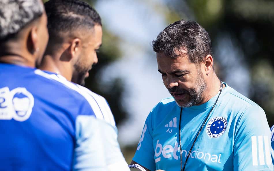 Cruzeiro inicia intertemporada com perfil assertivo no mercado