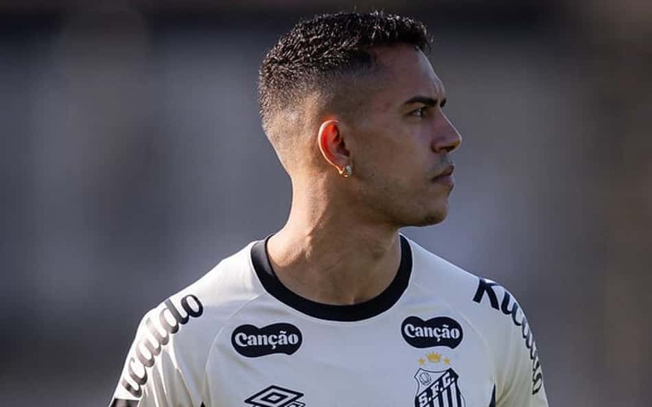 Cuca inicia treinos táticos no Santos e ganha reforços durante intertemporada