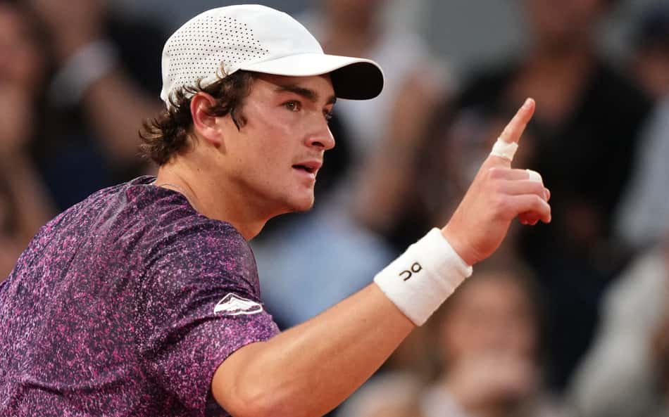 João Fonseca x Zverev? Alemão confirma vaga e aguarda rival das semis