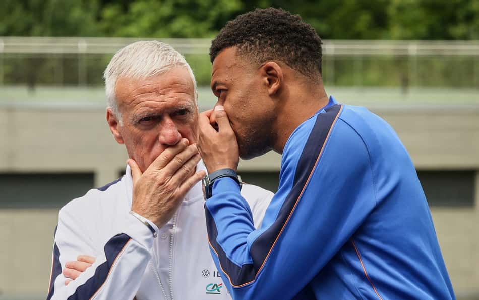 Deschamps esboça escalação da França com mudanças