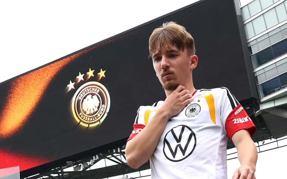 Lance!