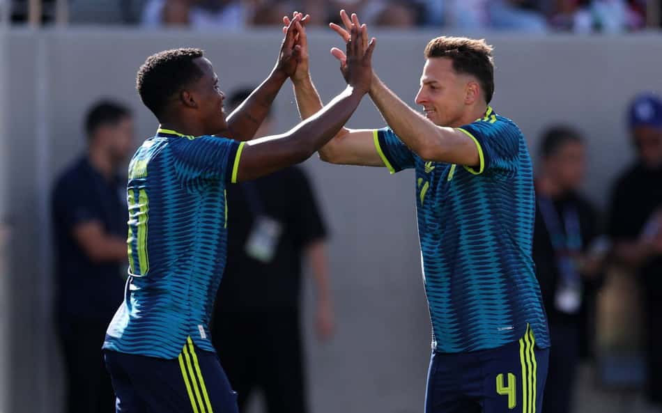 Jhon Arias marcou dois gols no amistoso preparatório para Copa do Mundo entre Colômbia e Jordânia (Foto: Mike Nowak/Getty Images/AFP)