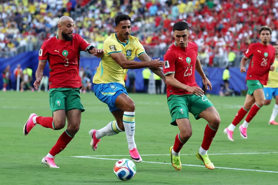 Danilo, lateral-direito da Seleção