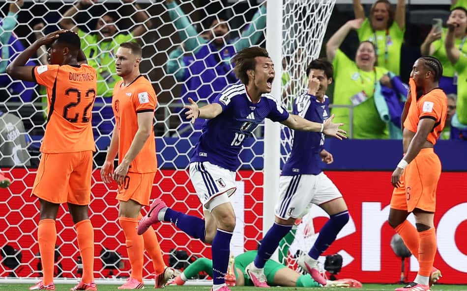 Kamada salva o Japão no fim, e seleção asiática busca empate heroico diante da Holanda (Foto: Aric Becker / AFP)