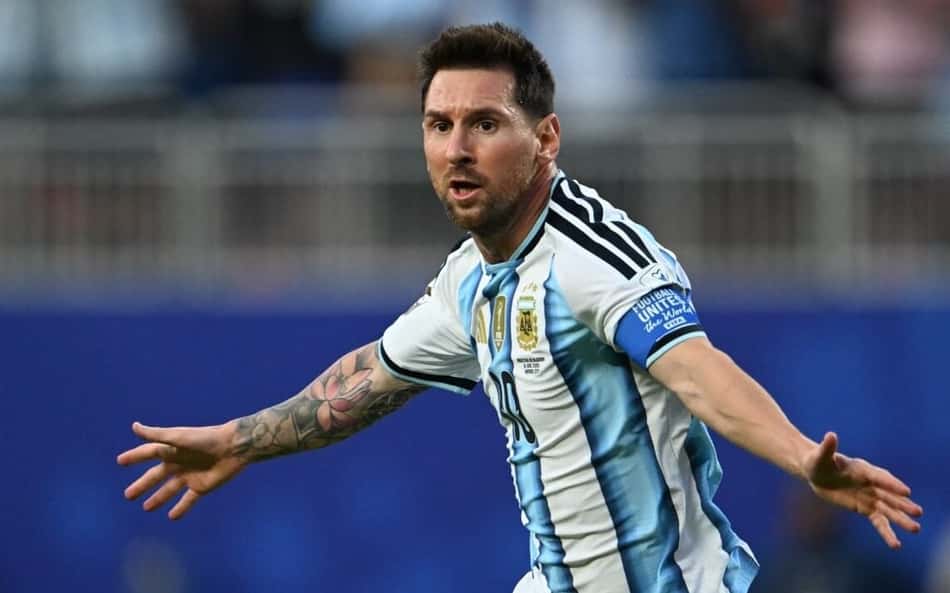 Lionel Messi se tornou o maior artilheiro da história da Copa do Mundo (Foto: JUAN MABROMATA / AFP)