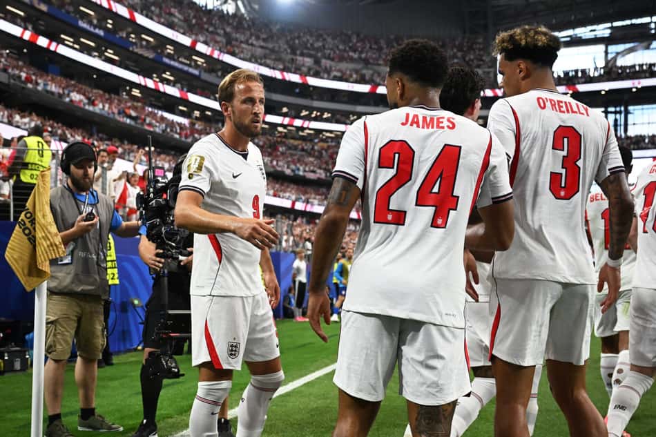 Harry Kane marcou dois gols diante Croácia, na partida de estreia da Copa do Mundo (Foto: Paul ELLIS / AFP)