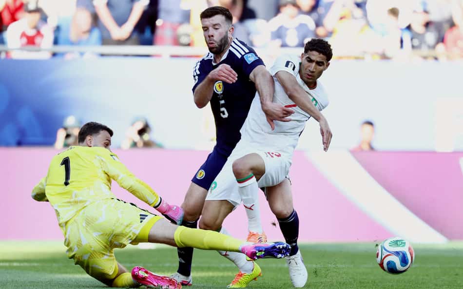Marrocos vence a Escócia pelo grupo do Brasil e encaminha vaga ao mata-mata da Copa