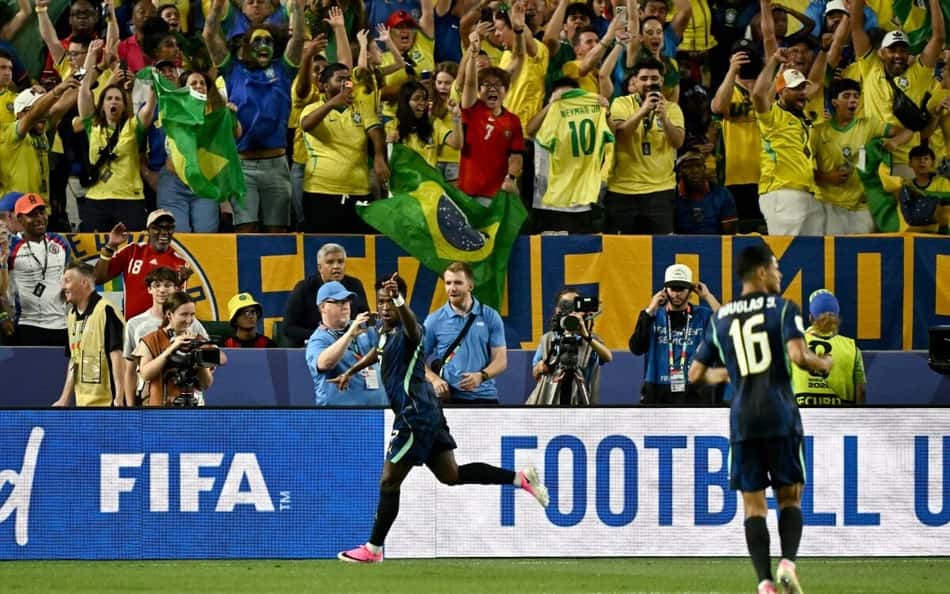 Gol de Vini Jr viraliza e torcedores apontam: 'Foi para a Virgínia'