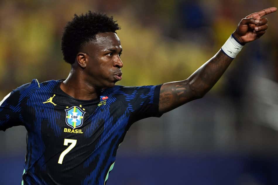 Vinicius Jr. durante a comemoração do gol dele na partida que terminou 3 a 0 para o Brasil. Duelo válido pela segunda rodada da fase de grupos da Copa do Mundo