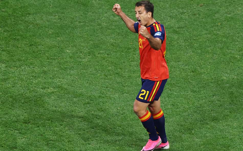 Oyarzabal desencanta na Copa e se torna o sétimo maior artilheiro da Espanha
