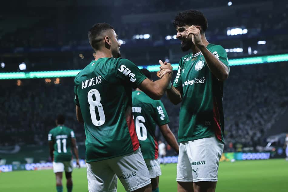 Andreas Pereira e Flaco López comemoram gol do Palmeiras