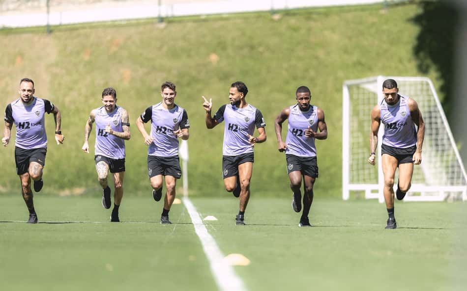 As opções de Domínguez Atlético x Cienciano (Foto: Pedro Souza / Atlético)