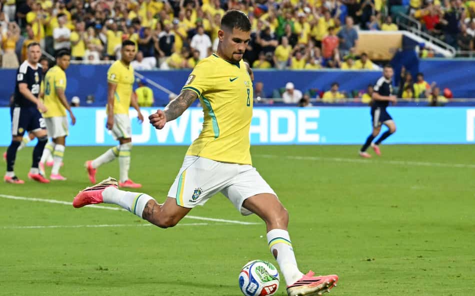 Bruno Guimarães lidera estatística ofensiva da Copa do Mundo