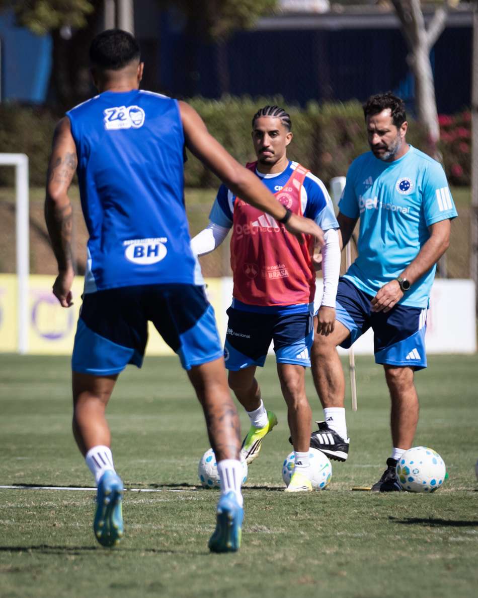 Christian em treinamento na Toca da Raposa 2